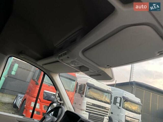 Белый Фольксваген Крафтер, объемом двигателя 2.08 л и пробегом 364 тыс. км за 21650 $, фото 51 на Automoto.ua