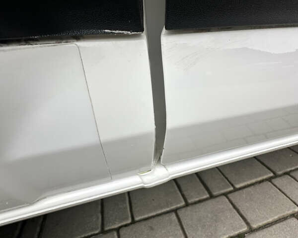 Белый Фольксваген Крафтер, объемом двигателя 2 л и пробегом 240 тыс. км за 26300 $, фото 70 на Automoto.ua