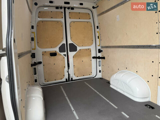 Белый Фольксваген Крафтер, объемом двигателя 2 л и пробегом 223 тыс. км за 25300 $, фото 29 на Automoto.ua