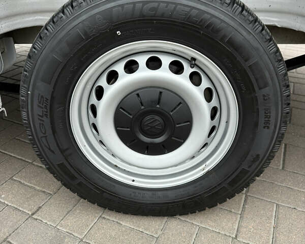 Белый Фольксваген Крафтер, объемом двигателя 2 л и пробегом 282 тыс. км за 26799 $, фото 46 на Automoto.ua