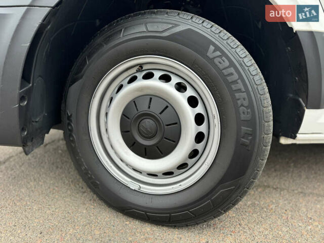 Белый Фольксваген Крафтер, объемом двигателя 1.97 л и пробегом 180 тыс. км за 26500 $, фото 13 на Automoto.ua