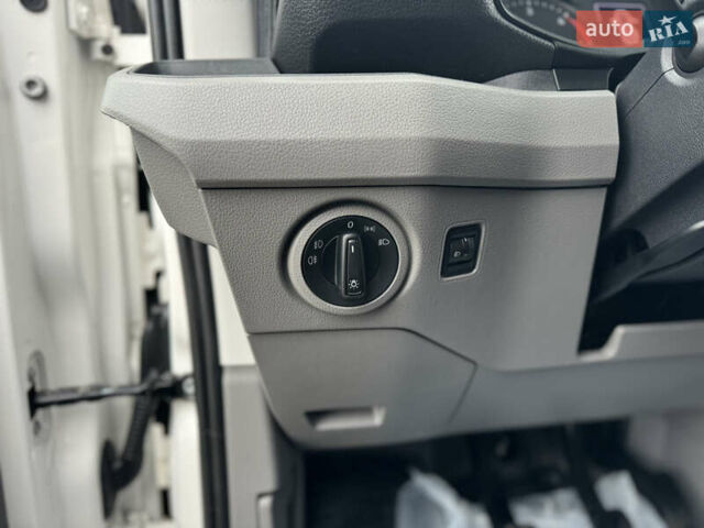 Белый Фольксваген Крафтер, объемом двигателя 1.97 л и пробегом 180 тыс. км за 26500 $, фото 65 на Automoto.ua