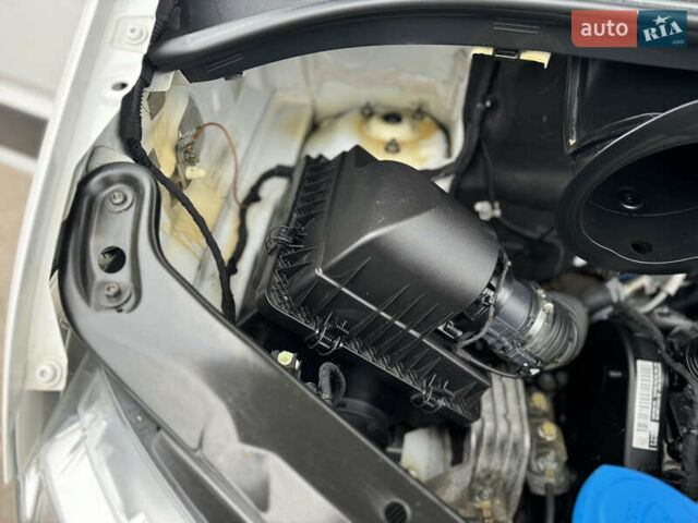 Белый Фольксваген Крафтер, объемом двигателя 1.97 л и пробегом 180 тыс. км за 26500 $, фото 87 на Automoto.ua