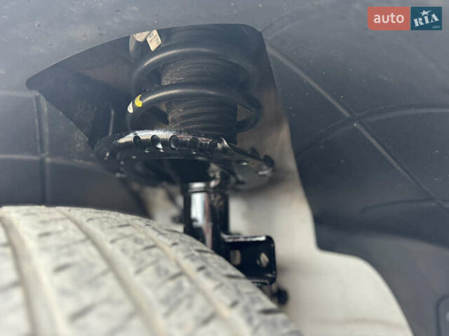 Белый Фольксваген Крафтер, объемом двигателя 1.97 л и пробегом 180 тыс. км за 26500 $, фото 15 на Automoto.ua