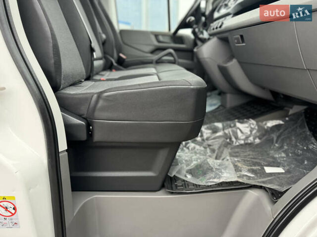 Белый Фольксваген Крафтер, объемом двигателя 1.97 л и пробегом 180 тыс. км за 26500 $, фото 49 на Automoto.ua