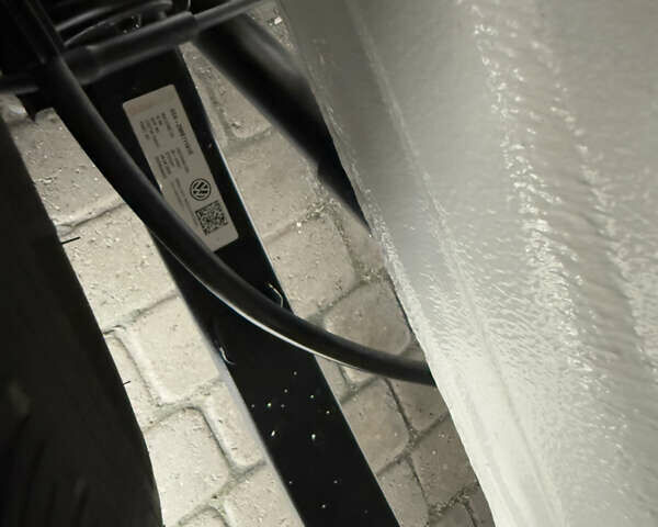 Белый Фольксваген Крафтер, объемом двигателя 2 л и пробегом 239 тыс. км за 27999 $, фото 144 на Automoto.ua