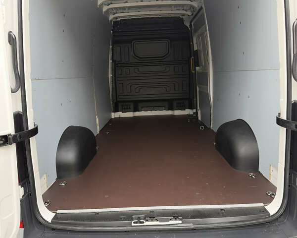 Белый Фольксваген Крафтер, объемом двигателя 2 л и пробегом 239 тыс. км за 27999 $, фото 52 на Automoto.ua