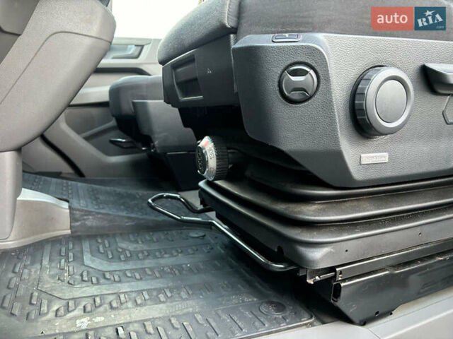 Белый Фольксваген Крафтер, объемом двигателя 1.97 л и пробегом 258 тыс. км за 24950 $, фото 19 на Automoto.ua