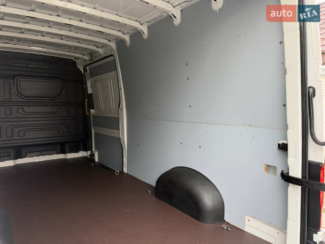 Белый Фольксваген Крафтер, объемом двигателя 2 л и пробегом 239 тыс. км за 27999 $, фото 49 на Automoto.ua