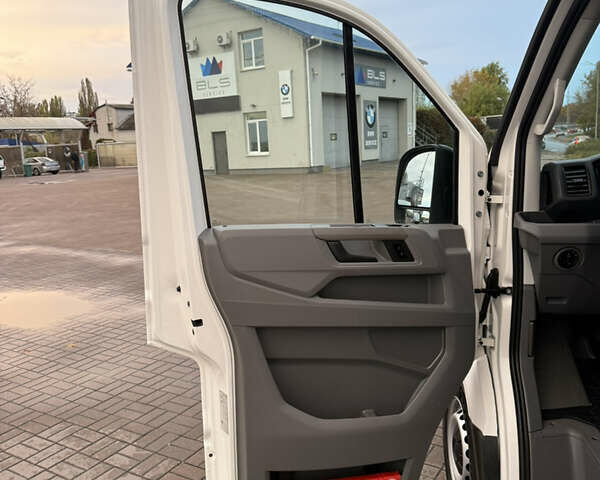 Фольксваген Крафтєр 2021 у Києві на Automoto.ua Білий Фольксваген Крафтєр, об'ємом двигуна 2 л та пробігом 255 тис. км за 24999 $, фото 46 на Automoto.ua