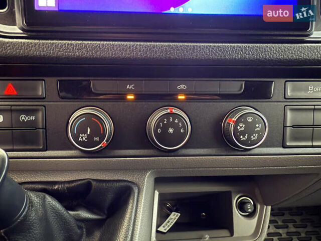 Фольксваген Крафтєр 2021 у Києві на Automoto.ua Білий Фольксваген Крафтєр, об'ємом двигуна 2 л та пробігом 255 тис. км за 24999 $, фото 60 на Automoto.ua