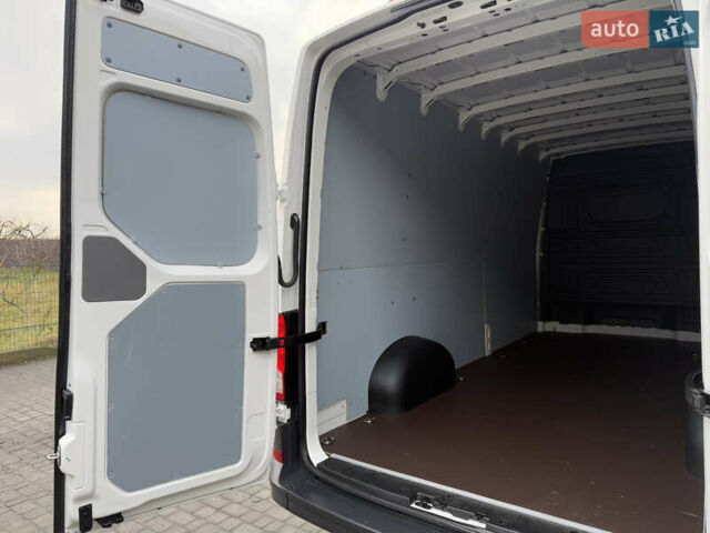 Белый Фольксваген Крафтер, объемом двигателя 2 л и пробегом 239 тыс. км за 27999 $, фото 47 на Automoto.ua