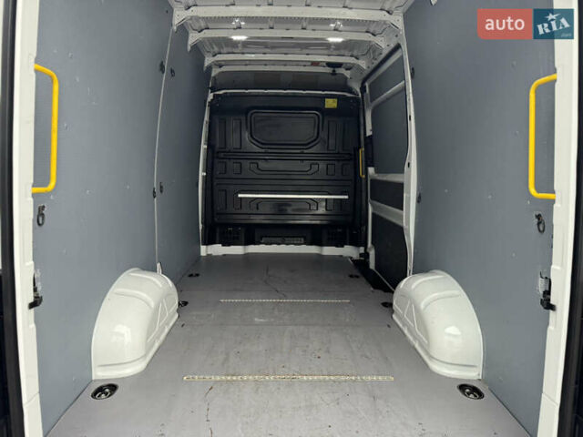 Белый Фольксваген Крафтер, объемом двигателя 1.97 л и пробегом 180 тыс. км за 26500 $, фото 38 на Automoto.ua