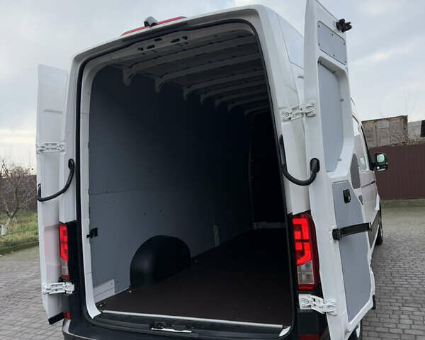 Белый Фольксваген Крафтер, объемом двигателя 2 л и пробегом 239 тыс. км за 27999 $, фото 56 на Automoto.ua