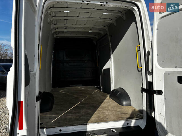 Білий Фольксваген Крафтєр, об'ємом двигуна 0 л та пробігом 50 тис. км за 18000 $, фото 36 на Automoto.ua