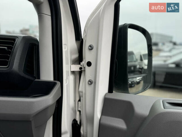 Белый Фольксваген Крафтер, объемом двигателя 1.97 л и пробегом 180 тыс. км за 26500 $, фото 53 на Automoto.ua