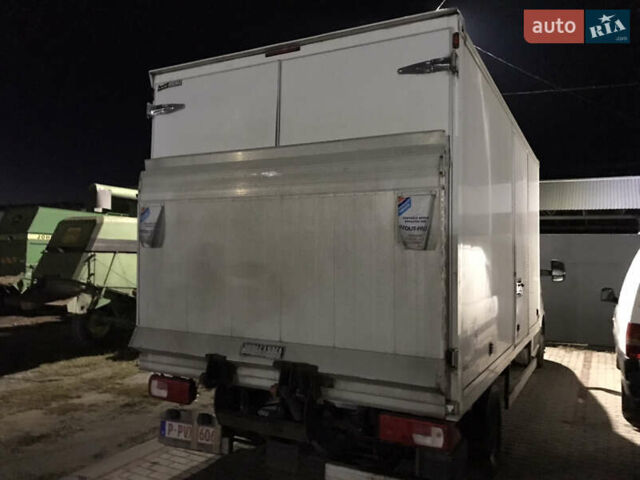 Белый Фольксваген Крафтер, объемом двигателя 2 л и пробегом 210 тыс. км за 25700 $, фото 2 на Automoto.ua