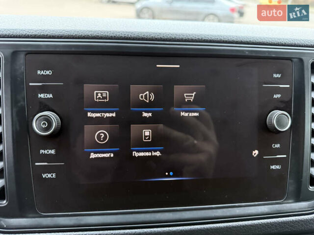 Белый Фольксваген Крафтер, объемом двигателя 2 л и пробегом 282 тыс. км за 26799 $, фото 83 на Automoto.ua