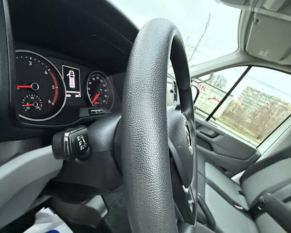 Белый Фольксваген Крафтер, объемом двигателя 2 л и пробегом 282 тыс. км за 26799 $, фото 64 на Automoto.ua