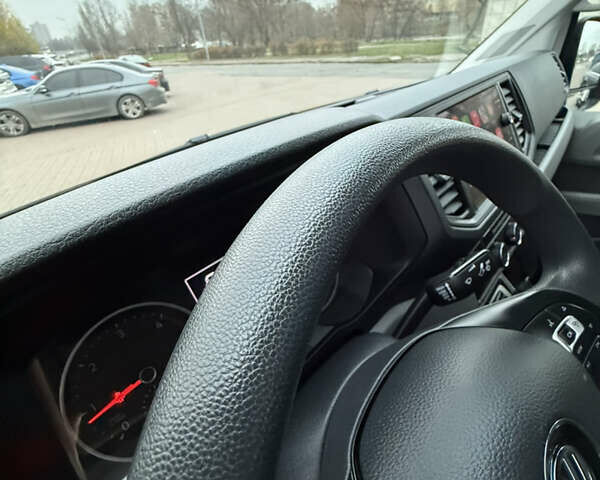 Белый Фольксваген Крафтер, объемом двигателя 2 л и пробегом 282 тыс. км за 26799 $, фото 65 на Automoto.ua