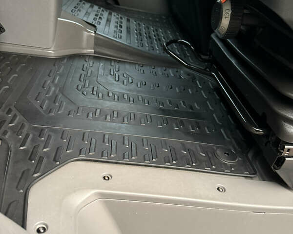 Фольксваген Крафтєр 2021 у Києві на Automoto.ua Білий Фольксваген Крафтєр, об'ємом двигуна 2 л та пробігом 255 тис. км за 24999 $, фото 53 на Automoto.ua