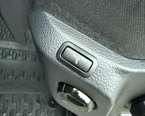 Белый Фольксваген Крафтер, объемом двигателя 2 л и пробегом 282 тыс. км за 26799 $, фото 56 на Automoto.ua