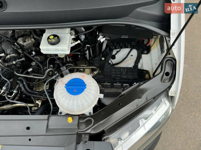 Белый Фольксваген Крафтер, объемом двигателя 1.97 л и пробегом 180 тыс. км за 26500 $, фото 83 на Automoto.ua