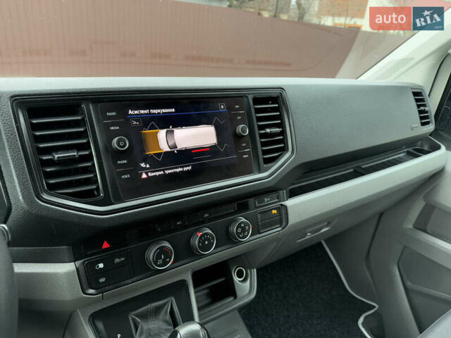 Белый Фольксваген Крафтер, объемом двигателя 2 л и пробегом 239 тыс. км за 27999 $, фото 109 на Automoto.ua