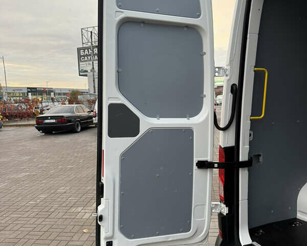 Фольксваген Крафтєр 2021 у Києві на Automoto.ua Білий Фольксваген Крафтєр, об'ємом двигуна 2 л та пробігом 255 тис. км за 24999 $, фото 91 на Automoto.ua