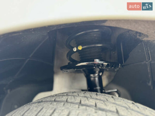 Белый Фольксваген Крафтер, объемом двигателя 1.97 л и пробегом 180 тыс. км за 26500 $, фото 25 на Automoto.ua