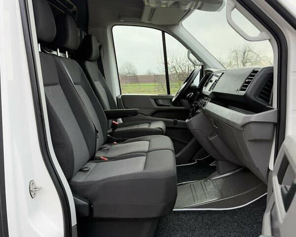 Белый Фольксваген Крафтер, объемом двигателя 2 л и пробегом 239 тыс. км за 27999 $, фото 61 на Automoto.ua