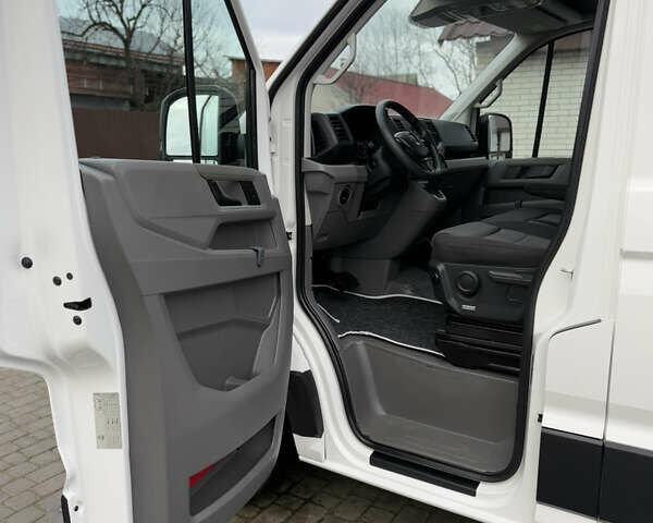 Белый Фольксваген Крафтер, объемом двигателя 2 л и пробегом 239 тыс. км за 27999 $, фото 71 на Automoto.ua