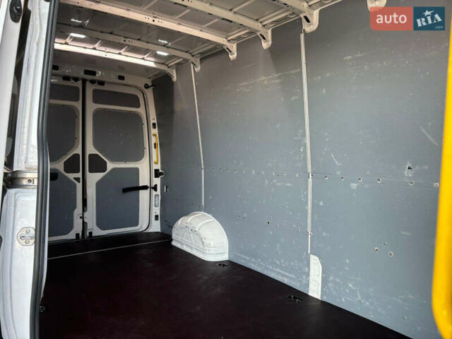 Белый Фольксваген Крафтер, объемом двигателя 1.97 л и пробегом 258 тыс. км за 24950 $, фото 33 на Automoto.ua