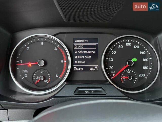 Белый Фольксваген Крафтер, объемом двигателя 2 л и пробегом 282 тыс. км за 26799 $, фото 74 на Automoto.ua