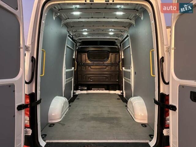 Белый Фольксваген Крафтер, объемом двигателя 1.97 л и пробегом 160 тыс. км за 20999 $, фото 9 на Automoto.ua