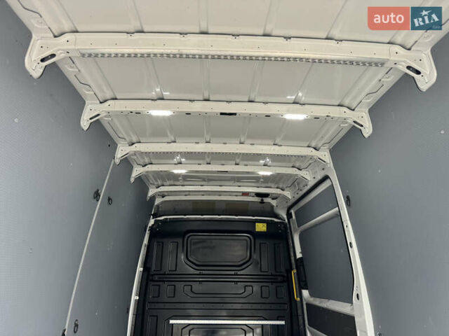 Белый Фольксваген Крафтер, объемом двигателя 1.97 л и пробегом 180 тыс. км за 26500 $, фото 40 на Automoto.ua