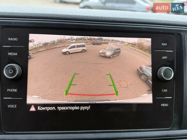 Белый Фольксваген Крафтер, объемом двигателя 2 л и пробегом 282 тыс. км за 26799 $, фото 78 на Automoto.ua