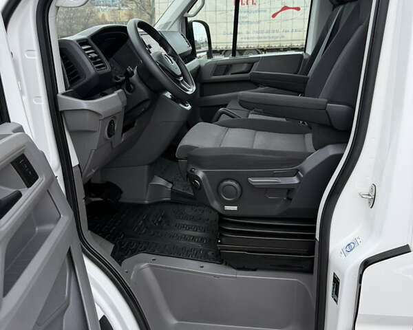 Белый Фольксваген Крафтер, объемом двигателя 2 л и пробегом 282 тыс. км за 26799 $, фото 54 на Automoto.ua