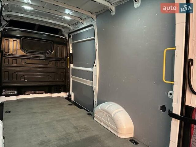 Белый Фольксваген Крафтер, объемом двигателя 1.97 л и пробегом 160 тыс. км за 20999 $, фото 11 на Automoto.ua