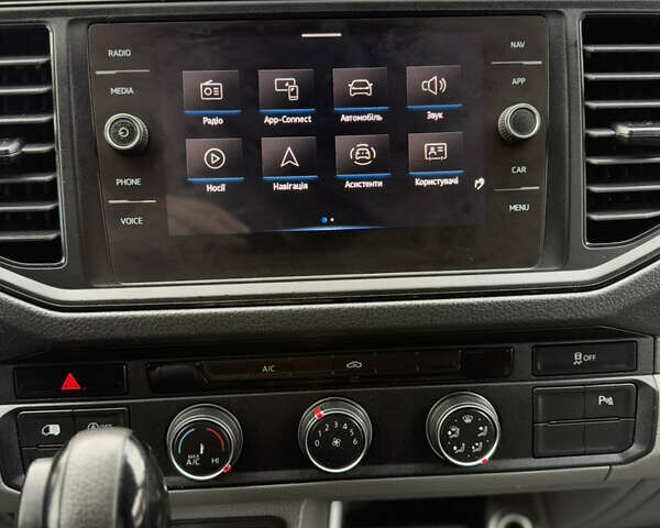 Белый Фольксваген Крафтер, объемом двигателя 2 л и пробегом 239 тыс. км за 27999 $, фото 87 на Automoto.ua