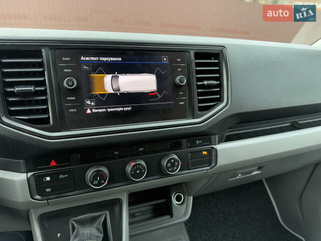 Белый Фольксваген Крафтер, объемом двигателя 2 л и пробегом 239 тыс. км за 27999 $, фото 108 на Automoto.ua