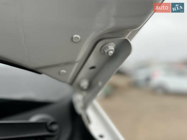 Белый Фольксваген Крафтер, объемом двигателя 1.97 л и пробегом 180 тыс. км за 26500 $, фото 96 на Automoto.ua