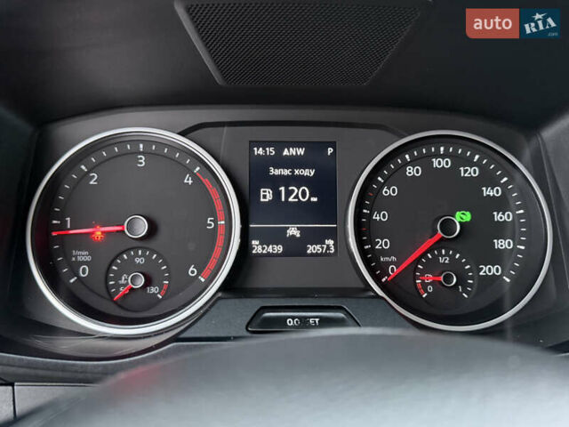 Белый Фольксваген Крафтер, объемом двигателя 2 л и пробегом 282 тыс. км за 26799 $, фото 70 на Automoto.ua