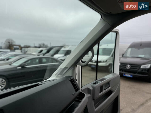 Белый Фольксваген Крафтер, объемом двигателя 1.97 л и пробегом 180 тыс. км за 26500 $, фото 82 на Automoto.ua