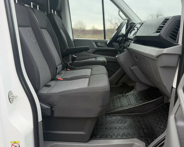 Белый Фольксваген Крафтер, объемом двигателя 2 л и пробегом 137 тыс. км за 34950 $, фото 38 на Automoto.ua