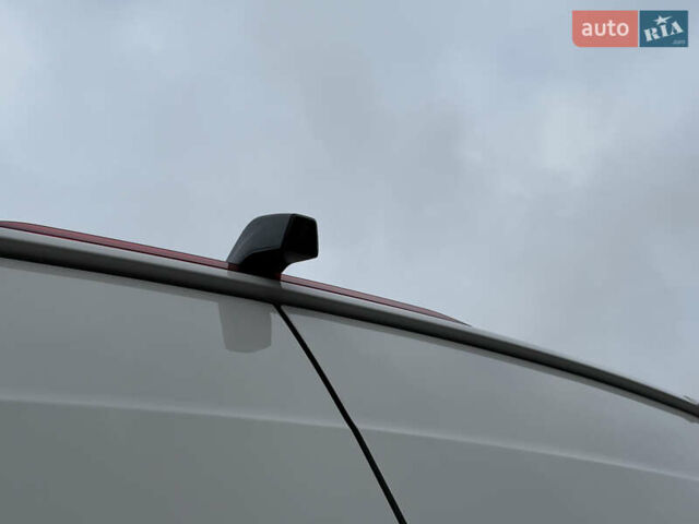 Белый Фольксваген Крафтер, объемом двигателя 2 л и пробегом 252 тыс. км за 27950 $, фото 82 на Automoto.ua