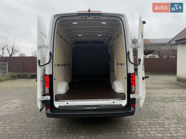 Белый Фольксваген Крафтер, объемом двигателя 2 л и пробегом 137 тыс. км за 34950 $, фото 115 на Automoto.ua