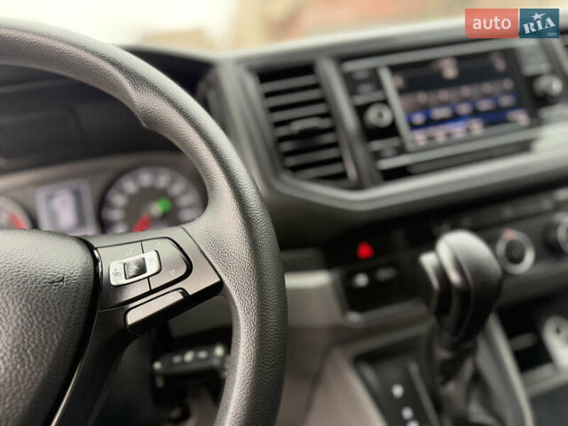 Белый Фольксваген Крафтер, объемом двигателя 2 л и пробегом 252 тыс. км за 27950 $, фото 60 на Automoto.ua