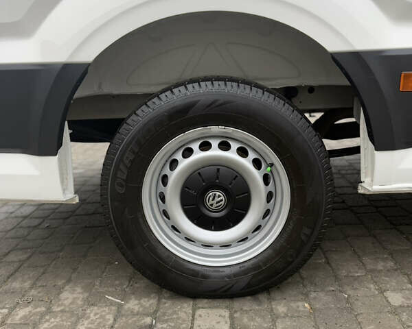 Белый Фольксваген Крафтер, объемом двигателя 2 л и пробегом 137 тыс. км за 34950 $, фото 131 на Automoto.ua