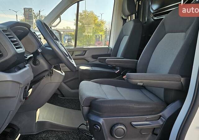 Білий Фольксваген Крафтєр, об'ємом двигуна 1.97 л та пробігом 247 тис. км за 29900 $, фото 9 на Automoto.ua